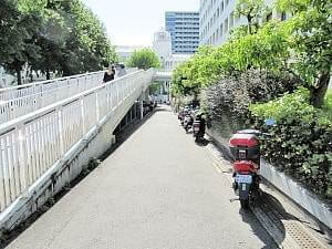 バイクの不正駐輪