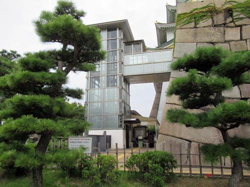 利用者用のエレベーター