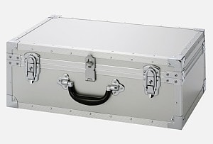 ジュラルミン製のバッグ