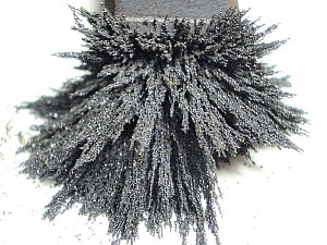 磁石につく鉄粉