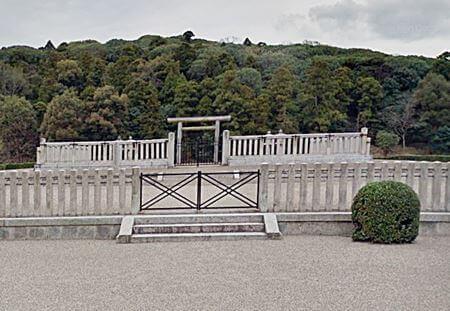 応神天皇陵拝礼所