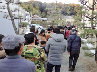 お正月には結構な方が参拝