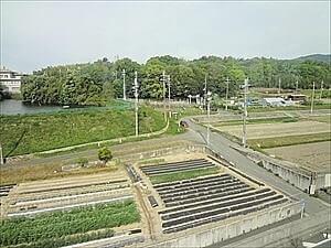 豊川駅周辺に広がるのどかな風景