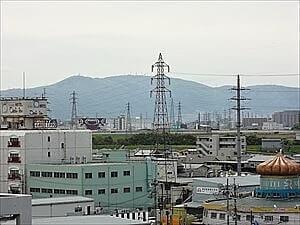 南摂津駅から生駒山遠望