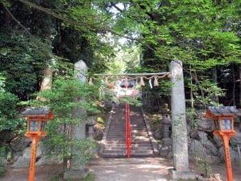 おごそかな売布神社
