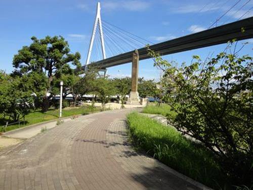 天保山公園のモニュメント