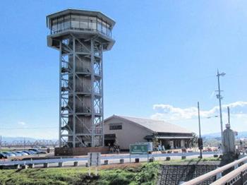 さくらであい館展望塔